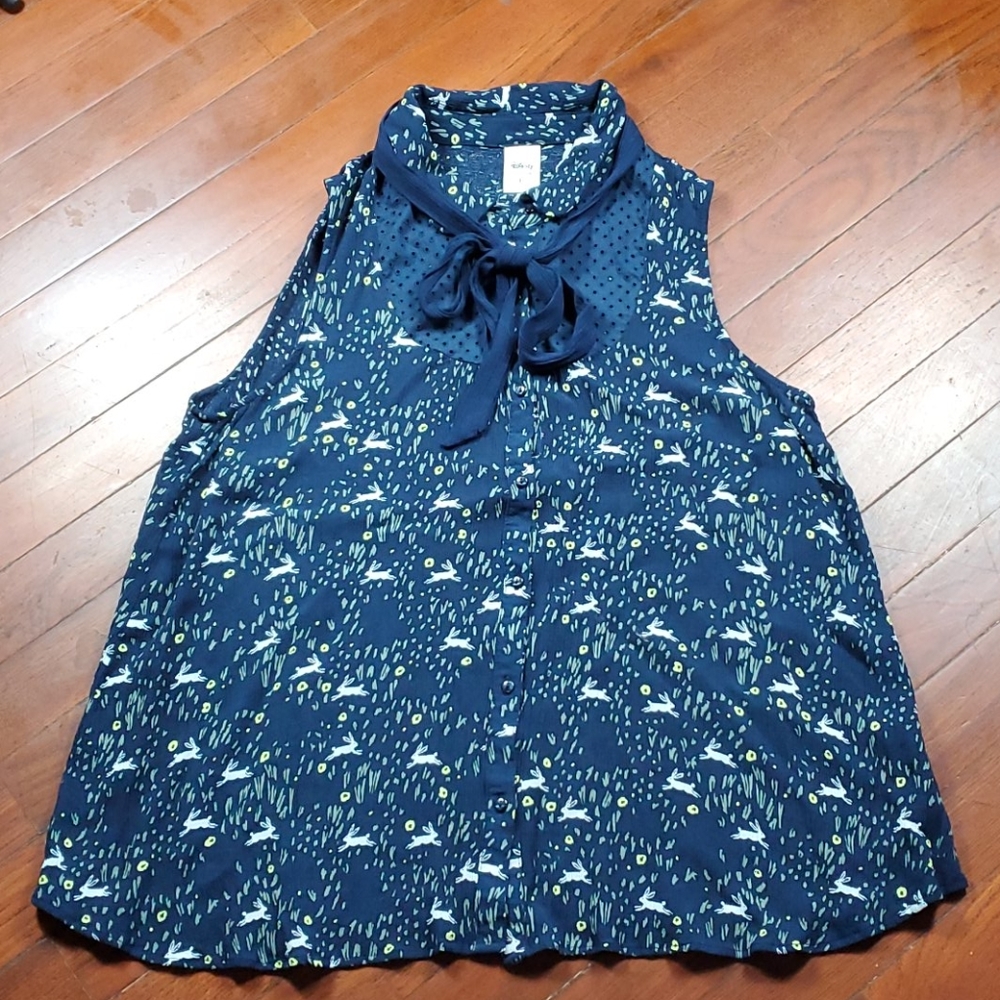 Disney by Lauren Conrad white rabbit top